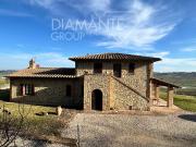 Casa colonica in vendita a Castiglione Del Lago