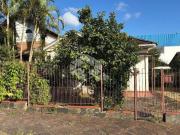 Casa com 02 dormitórios no bairro Ana Nery