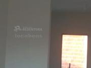 Casa com 02 dormitórios no bairro Jardim Aurora