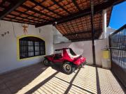 Casa com 02 dormitórios, no Jardim Imperador á 550...