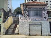 CASA COM 02 DORMITÓRIOS NO TATUAPÉ