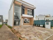 CASA COM 03 DORM / 01 SUÍTE E LIVING AMPLO NO CONDOMÍNIO...