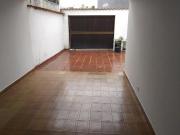 Casa com 03 dormitórios, ISOLADA no Flórida, á 60 metros...