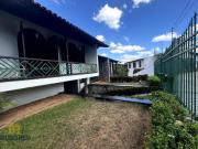 Casa com 03 quartos no Bairro Ipiranga em Teófilo Otoni