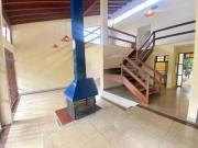 Casa com 03 Quartos Residencial Fazendinha Cotia/SP