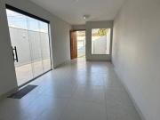 Casa com 03 Quartos sendo 01 Suíte no bairro Guarujá...