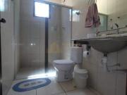 Casa com 03 quartos, sendo 01 suite, prÃ³ximo a praÃ§a...