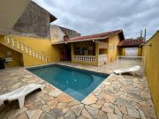 Casa com 04 dormitórios e piscina para Venda, Itanhaém / SP