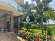 Casa com 05 Dormitórios sendo 01 suítes à venda,...