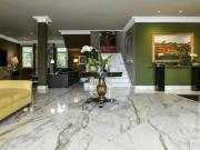 Casa, com 1000 m² no bairro Jardim Torino