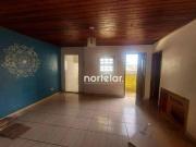 Casa com 10 dormitórios à venda, 250 m² por R$...