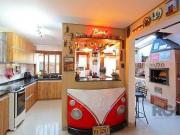 Casa com 135 m², 03 dormitórios, 1 suíte e piscina no...