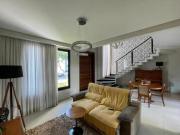 Casa com 140 m² e 3 quartos à venda em Vila Galvão