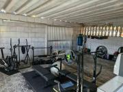 Casa com 157m², são 2 quartos, 2 banheiros, garagem para...