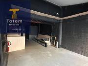 Casa com 1 dormitório para alugar, 100 m² por R$...