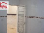 Casa com 1 dormitório para alugar, 40 m² por R$...