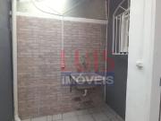 Casa com 1 dormitório para alugar, 45 m² por R$...