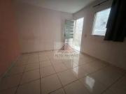 Casa com 1 dormitÃ³rio para alugar, 55 mÂ² por R$...