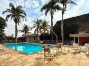 Casa com 1 dormitório à venda, 450 m² por R$ 2.100.000...