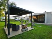 Casa com 1 dormitório à venda, 57 m² Residencial Mônaco...