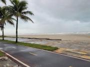 Casa com 1 dormitório à venda, 58 m² por R$ 300.000,00...