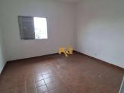 Casa com 1 dormitório para alugar, 40 m² por R$...