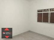 Casa com 1 dormitório para alugar, 55 m² por R$...