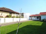 Casa com 1 dormitórios e 4 vaga de garagem, à venda no...