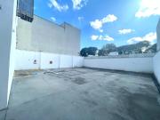 Casa com 293 metros quadrados e 6 dormitórios para... Casa com 293 metros quadrados e 6 dormitórios para...