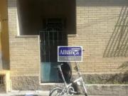 Casa com 2 dormitÃ³rios e 1 vaga de garagem Ã venda, 80...