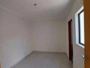 Casa com 2 dormitórios para alugar, 107 m² por R$...