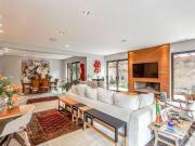 Casa com 2 dormitÃ³rios para alugar, 424 mÂ² por R$...