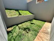 Casa com 2 dormitÃ³rios para alugar, 52 mÂ² por R$...