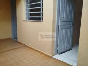 Casa com 2 dormitÃ³rios para alugar, 65 mÂ² por R$...