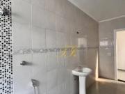 Casa com 2 dormitórios para alugar, 80 m² por R$...