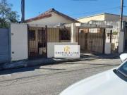 Casa com 2 dormitórios à venda, 180 m² por R$ 403.000...