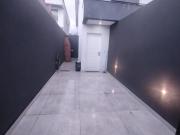 Casa com 2 dormitórios à venda, 120 m2 por R$...
