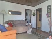 Casa com 2 dormitório, 2 banheiros, 2 vagas e 100m²