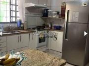 Casa com 2 dormitórios à venda, 100 m² por R$ 370.000,00...