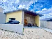 Casa com 2 dormitórios à venda, 100 m² por R$ 490.000,00...