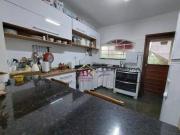 Casa com 2 dormitórios à venda, 100 m² por R$ 745.000...