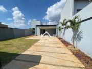 Casa com 2 dormitórios à venda, 105 m² por R$ 780.000,00...