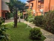 Casa com 2 dormitórios à venda, 106 m² por R$...