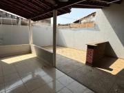 Casa com 2 dormitórios à venda, 108 m² por R$ 630.000,00...