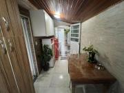 Casa com 2 dormitórios à venda, 115 m² por R$...