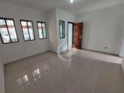 Casa com 2 dormitórios à venda, 117 m² por R$ 530.000,00...