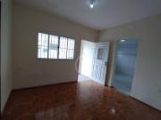 Casa com 2 dormitórios à venda, 119 m² por R$ 371.000,00...