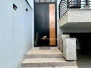 Casa com 2 dormitórios à venda, 126 m² por R$ 690.000,00...