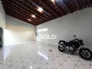 Casa com 2 dormitórios à venda, 130 m² por R$ 280.000...