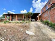 Casa com 2 dormitórios à venda, 130 m² por R$ 320.000,00...